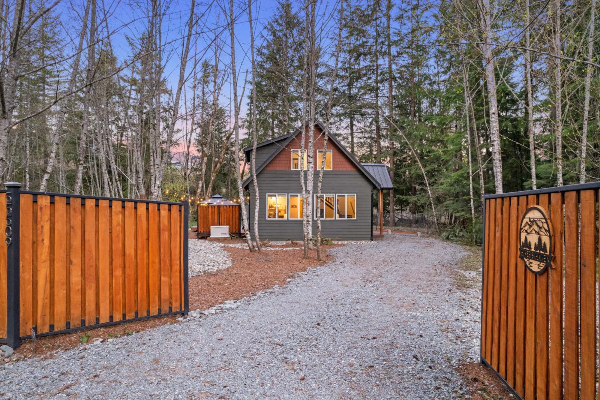 Villa Hikers Haven With Hot Tub - Near Mt Rainier! Ashford Exterior foto